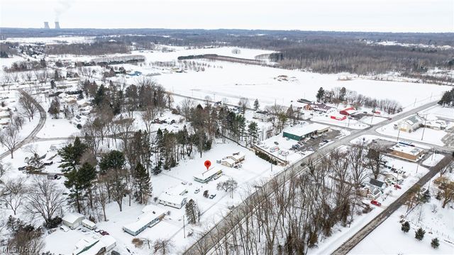 943 N Lake Street, Madison, OH 44057