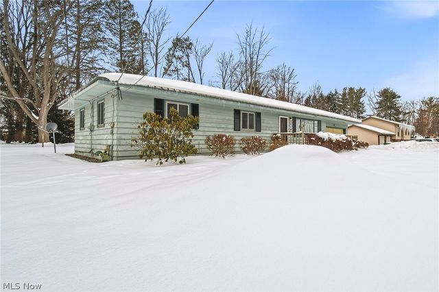 943 N Lake Street, Madison, OH 44057