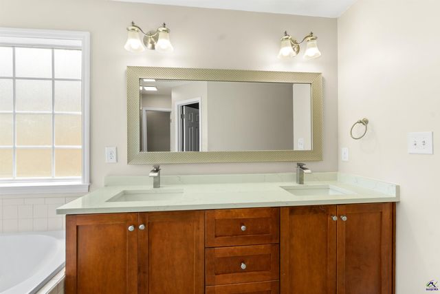 109 Oldfield Court, Centerville, GA 31028