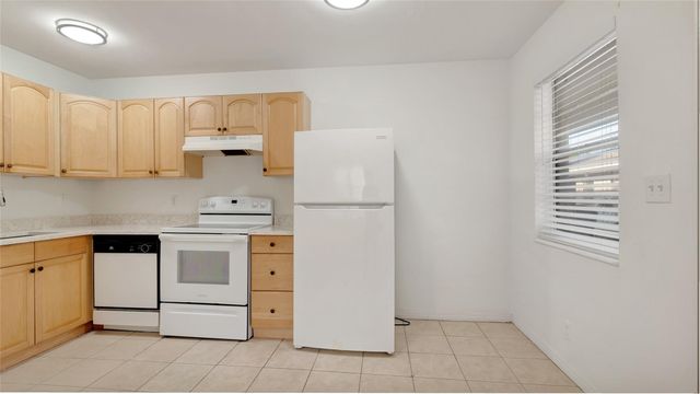 709 SE 15TH Street 1, Fort Lauderdale, FL 33316