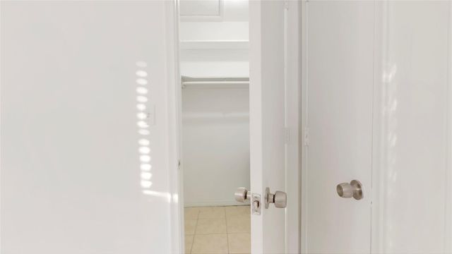 709 SE 15TH Street 1, Fort Lauderdale, FL 33316