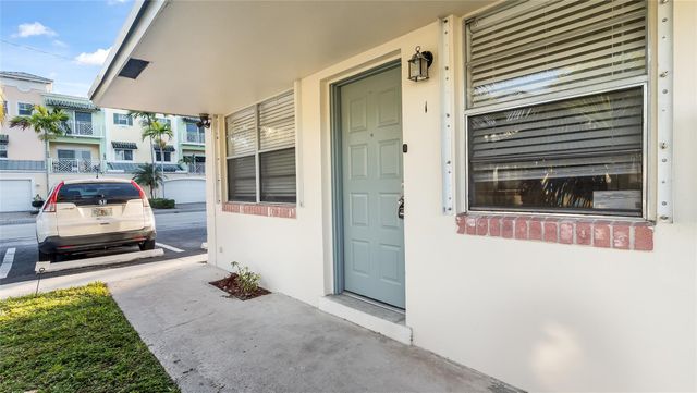 709 SE 15TH Street 1, Fort Lauderdale, FL 33316