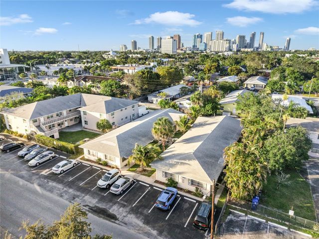 709 SE 15TH Street 1, Fort Lauderdale, FL 33316