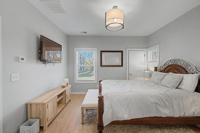 1308 Montgomery Ave Apt 5, Nashville, TN 37207