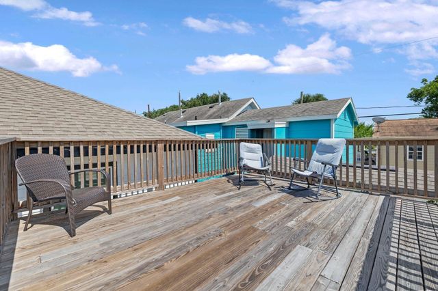 2107 54th Street, Galveston, TX 77551