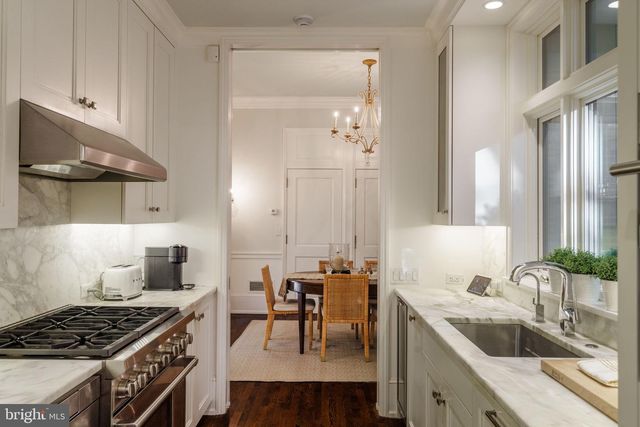 1831 DELANCEY PL, Philadelphia, PA 19103