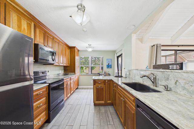 9002 Manchester Lane H, Melbourne, FL 32904