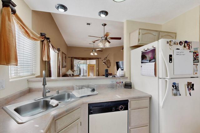 609 Wanda Court SW, Los Lunas, NM 87031