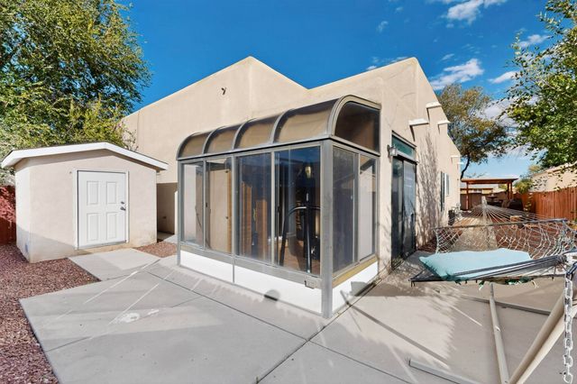 609 Wanda Court SW, Los Lunas, NM 87031