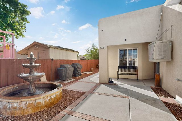 609 Wanda Court SW, Los Lunas, NM 87031