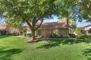 956 W Cross St, Woodland, CA 95695