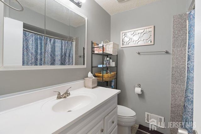 310 pitt Street, South Plainfield, NJ 07080