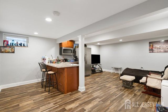 310 pitt Street, South Plainfield, NJ 07080