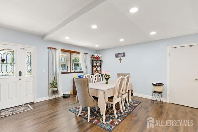 310 pitt Street, South Plainfield, NJ 07080