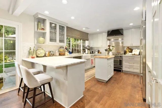 3868 Avenida Feliz, Rancho Santa Fe, CA 92091