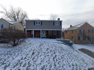 120 Betty Jane Ct, Penn Hills, PA 15235