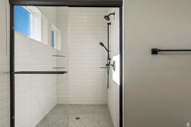 1570 E MADDIES CV, Ogden, UT 84404