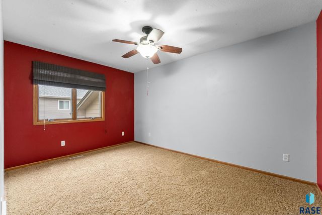 117 Thad St Street, Brandon, SD 57005