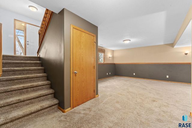 117 Thad St Street, Brandon, SD 57005