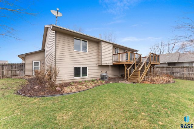 117 Thad St Street, Brandon, SD 57005