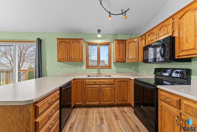 117 Thad St Street, Brandon, SD 57005