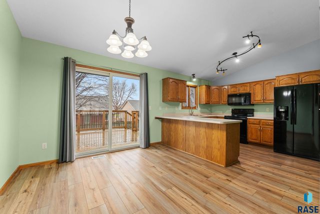 117 Thad St Street, Brandon, SD 57005