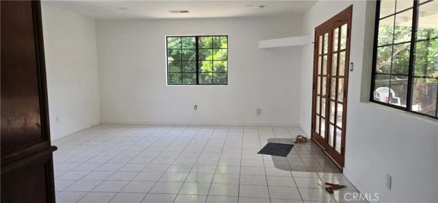 8068 Hazeltine, Panorama City, CA 91402