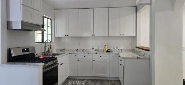 8068 Hazeltine, Panorama City, CA 91402