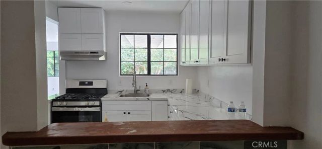 8068 Hazeltine, Panorama City, CA 91402
