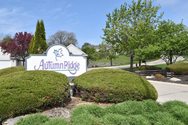 N97W14151 Knollcrest CIRCLE, Germantown, WI 53022