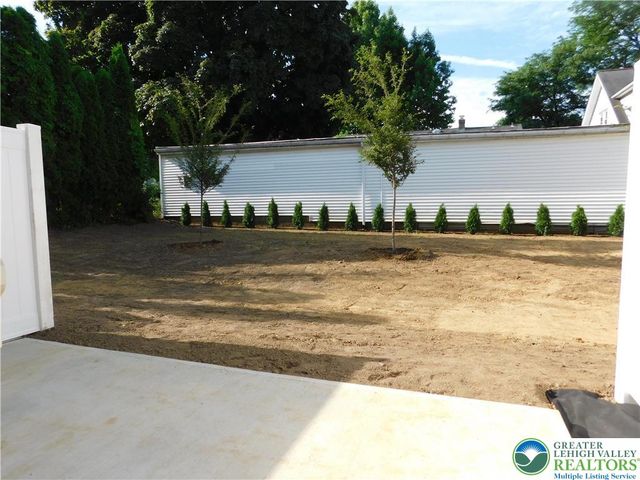 326 East Frankford Street, Bethlehem City, PA 18018