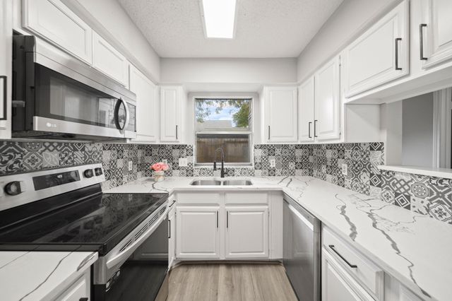 9393 Westwood Village Drive 64, Houston, TX 77036