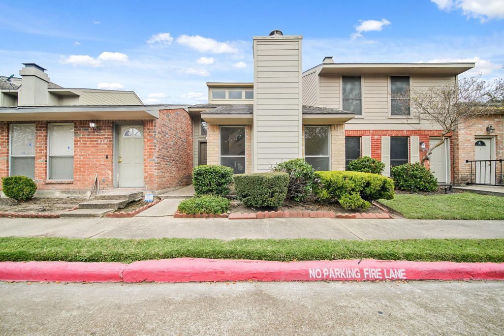 9393 Westwood Village Drive 64, Houston, TX 77036