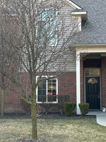 14273 Shadywood Drive, Sterling Heights, MI 48312