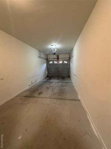 14273 Shadywood Drive, Sterling Heights, MI 48312