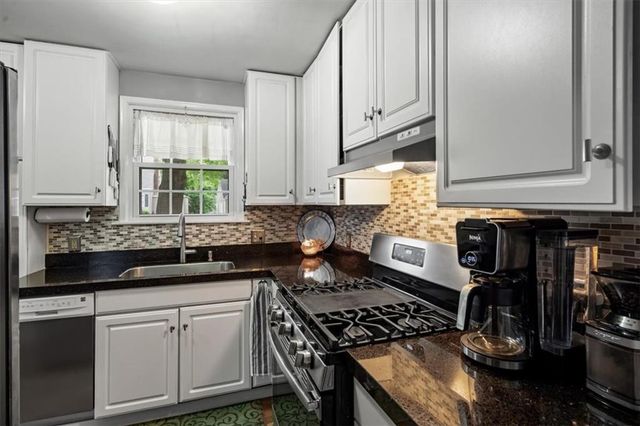 5319 Juniper Street, Roeland Park, KS 66205