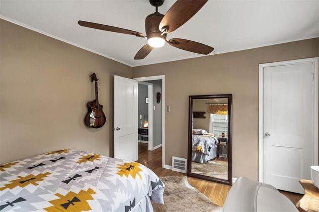 5319 Juniper Street, Roeland Park, KS 66205