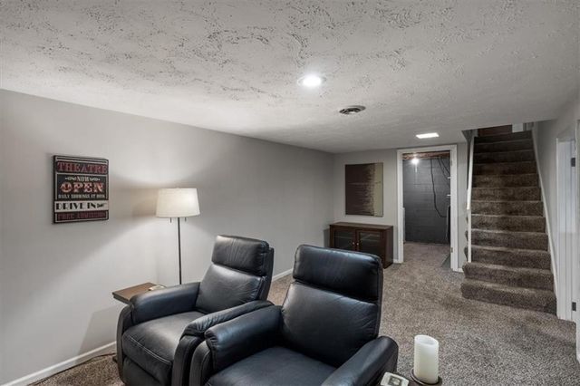 5319 Juniper Street, Roeland Park, KS 66205