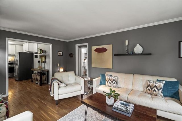 5319 Juniper Street, Roeland Park, KS 66205