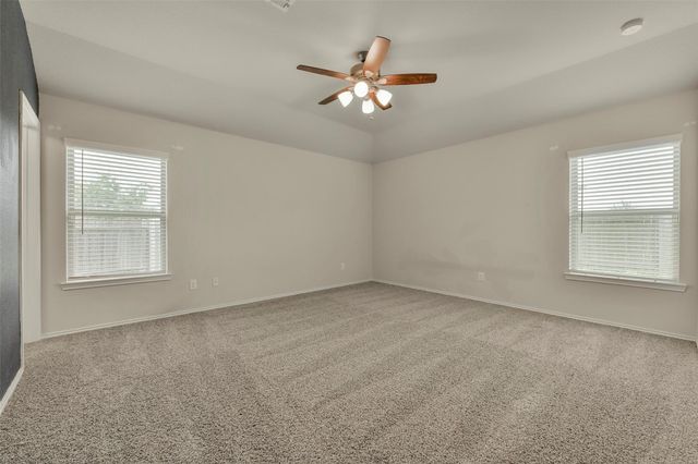 8611 Conquest Circle, Texas City, TX 77591