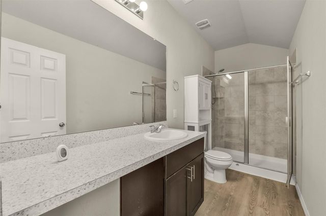 8611 Conquest Circle, Texas City, TX 77591