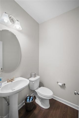 110 Rolling Meadow Lane, Clemmons, NC 27012