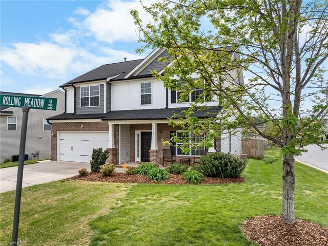 110 Rolling Meadow Lane, Clemmons, NC 27012