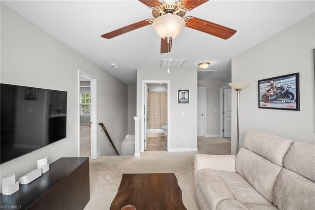 110 Rolling Meadow Lane, Clemmons, NC 27012