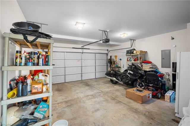 110 Rolling Meadow Lane, Clemmons, NC 27012