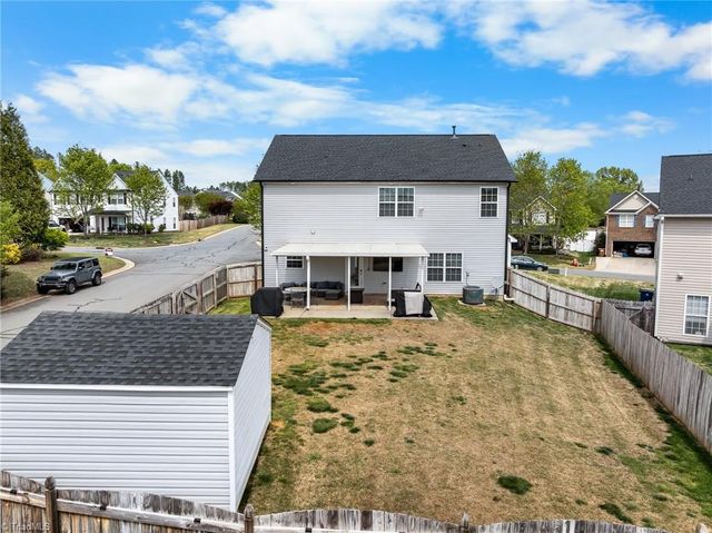 110 Rolling Meadow Lane, Clemmons, NC 27012