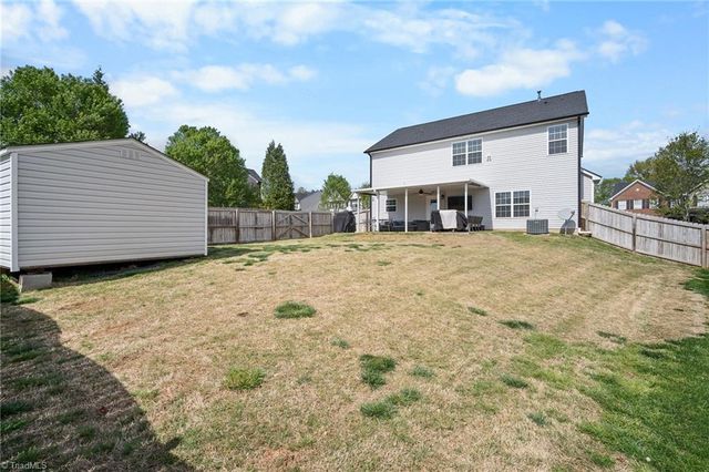 110 Rolling Meadow Lane, Clemmons, NC 27012