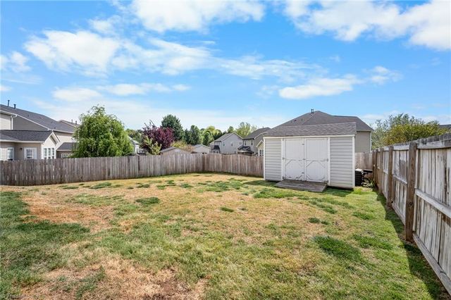 110 Rolling Meadow Lane, Clemmons, NC 27012