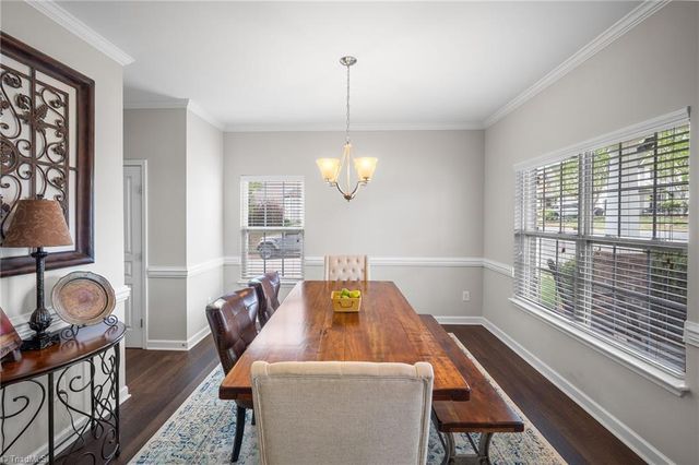 110 Rolling Meadow Lane, Clemmons, NC 27012