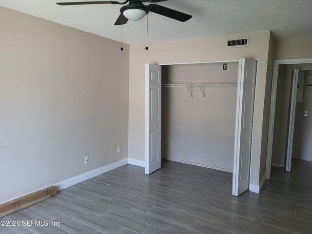 7647 LAS PALMAS Way 224, Jacksonville, FL 32256